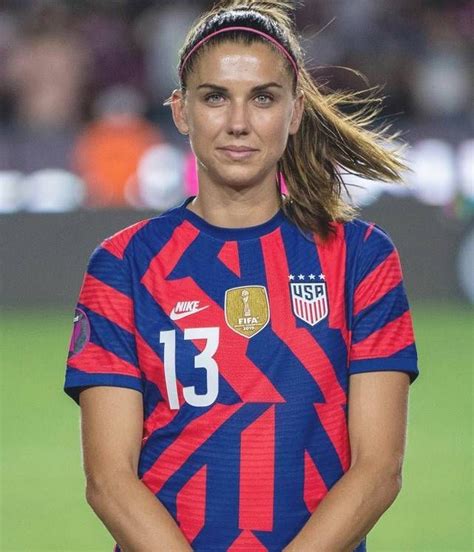 Alex Morgan In American Jersey Soccer League Football Players Alex