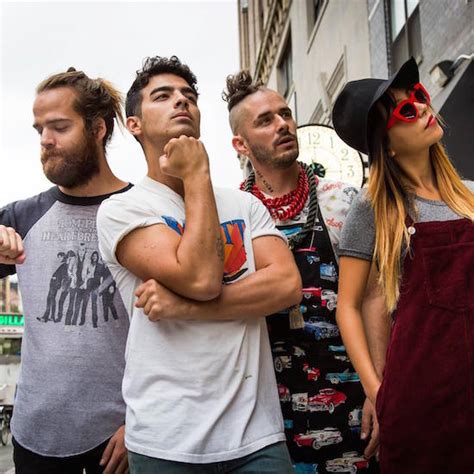 Introducing: DNCE - 'Cake By The Ocean' music video. | Coup De Main ...