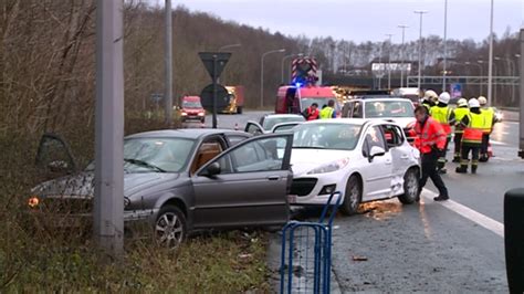 Vier Gewonden Bij Ongeval Met Vrachtwagen Focus En Wtv