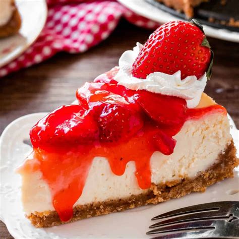 Strawberry Cheesecake Real Housemoms Strawberry Cheesecake Dessert