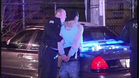 2 Robbery Suspects Arrested After High Speed Police Chase Wgn Tv