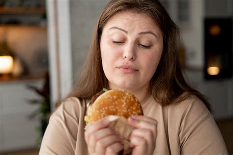 A psicologia por trás da compulsão alimentar e como superá la Falando