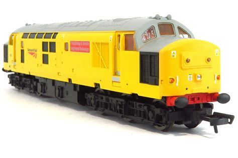 Hornby R30044 Rail Road Plus Range Class 37 97302 Ffestiniog Welsh Highland Railways In