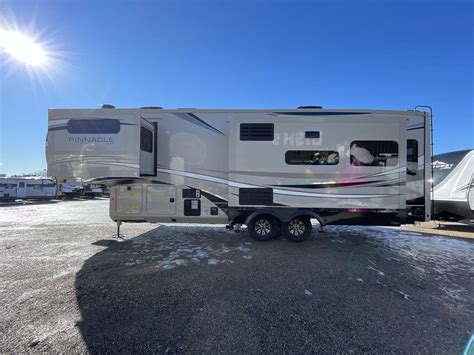 2022 JAYCO PINNACLE FIFTH WHEEL TRAILER Vehicle Details