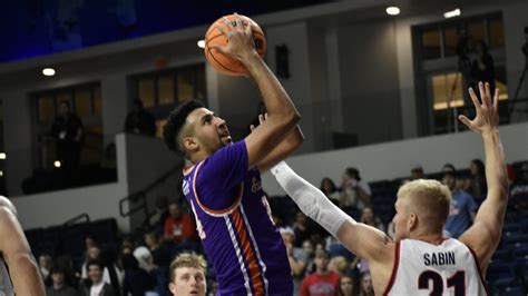 Evansville men's basketball blown out in road loss to Belmont