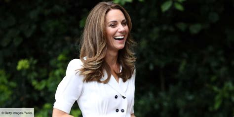 Kate Middleton Cette Coiffure Improbable Des 90 S Qu Elle Adopte Sans