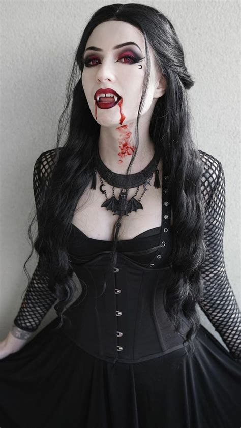 Pin By Bobby Andy Bedwell On Blue Astrid Vampire Clothes Hot Goth