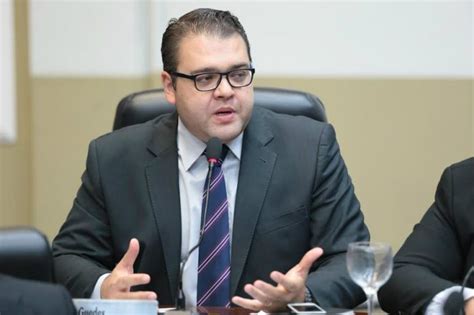 Alan Guedes Defende Reajuste De No Pr Prio Sal Rio E De F Rias