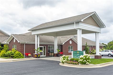 The Best Assisted Living Facilities in Lexington, KY | AssistedLiving.org