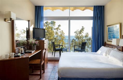 THE 10 BEST Roses Hotel Deals (Jul 2022) - Tripadvisor