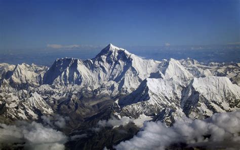 Mount Everest Wallpapers HDwallpaperUP