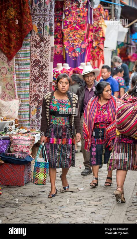 Mayan Clothing High Resolution Stock Photography And Images Alamy