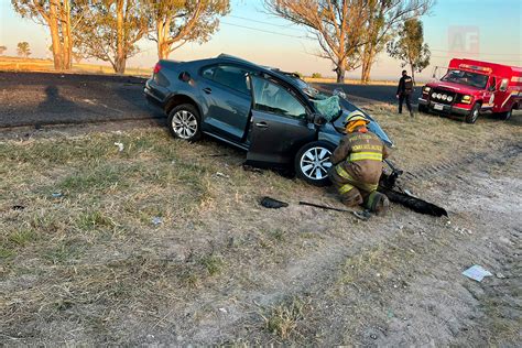 Accidente En Carretera Jalostotitlán A Teocaltiche En Jalisco Deja