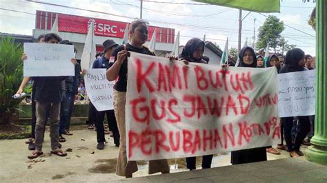 Waduh Kantor PKB Kota Banjar Digeruduk Massa Armada Ada Apa