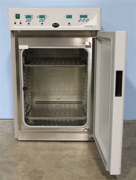 Refurbished VWR Sheldon Water Jacketed CO2 Incubator Model 2475