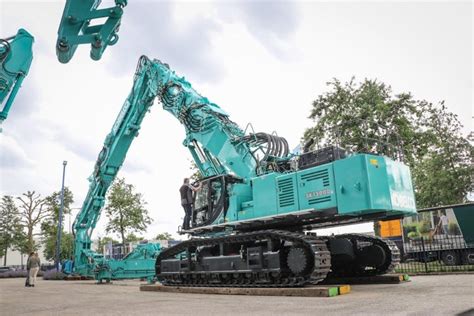 Kobelco Sk1300d Fonkelnieuwe Sloopkraan Met Vierdelige Giek