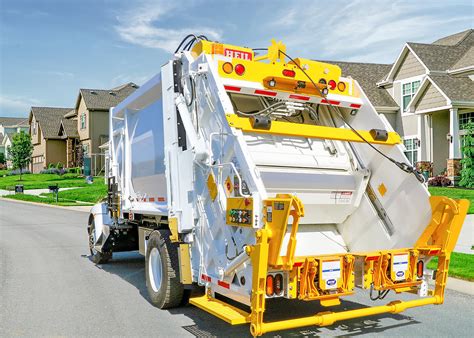 High Capacity Rear Load Garbage Trucks - PT1100 Rearload Trash Trucks