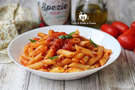 Pasta Al Sugo Di Pomodoro Fresco E Basilico Tutto Fa Brodo In Cucina