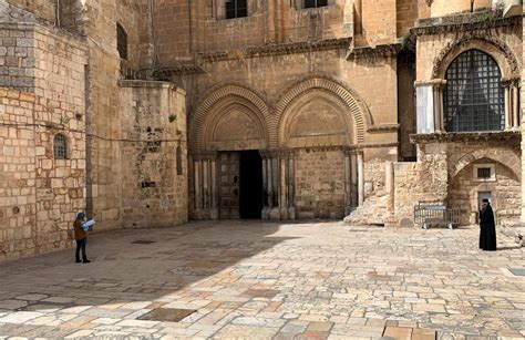 Líderes católicos denuncian el ataque de colonos judíos en la turística