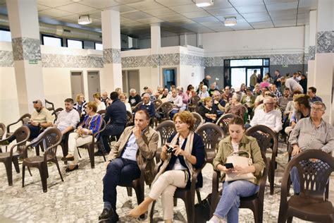 La Coalici N Esquerra Unida Podemos Presenta A Sus Candidatos En Bu Ol