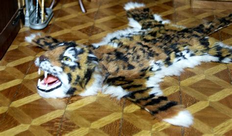 TIGER SKIN RUG