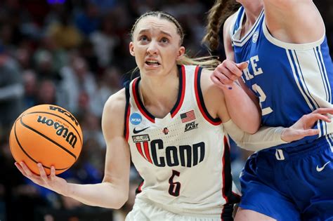 UConn Women S Basketball Advances To Elite Eight By Defeating Duke