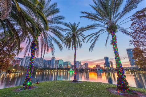 16 Festive Ways To Celebrate Christmas In Florida - Florida Trippers