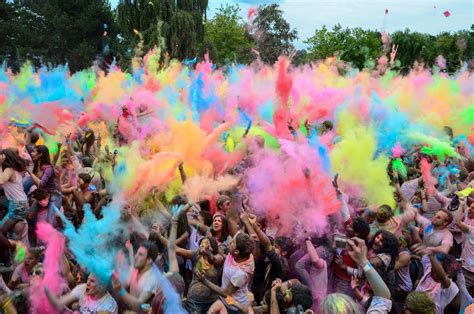 Holi Festival Of Colours 2017 Things To Do In Barcelona