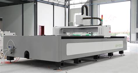 3015 Fiber Laser Cutting Machine From China Factory IGolden CNC