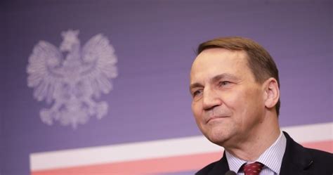 Sikorski wybiera się do USA Jest termin wizyty RMF 24