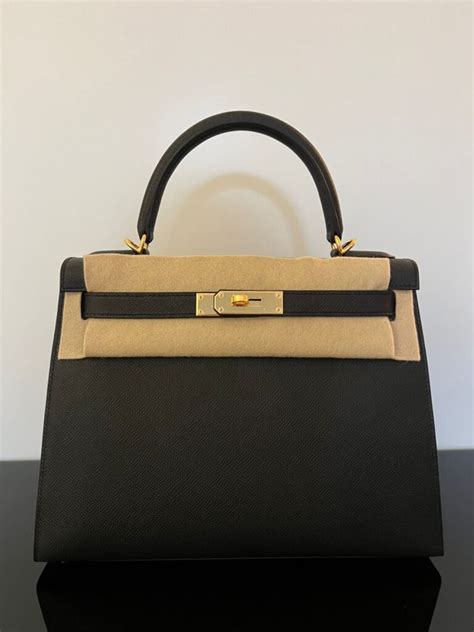 Hermès Kelly Bag Sellier Black 28 Epsom Gold Hardware