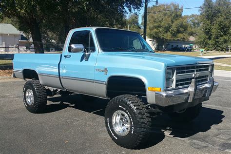 1985 CHEVROLET K10 4X4 PICKUP 205804