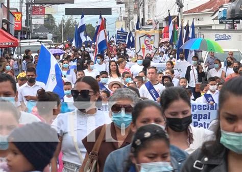 18 centros educativos realizan primer desfile patrio en Estelí TN8 tv