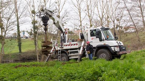 Unimog U U Off Road Capabilities Mercedes Benz Trucks Uk