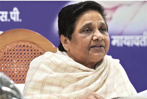 Mayawati Criticises Samajwadi Party Amidst Sengol Controversy