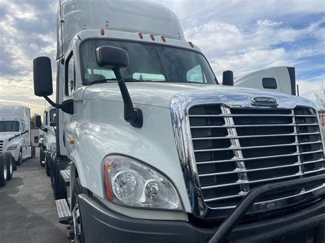 Inland Empire Truck and Trailer Sales | Fontana CA