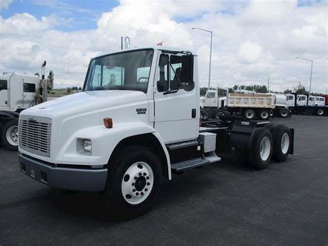 Freightliner Fl Heavy Duty Cab Chassis Truck For Sale