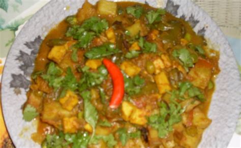 Aloo Paneer Masala - Cuisine delights