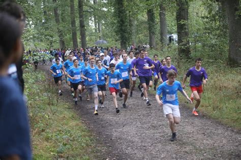 DIAPORAMA Cross départemental Ugsel 2023 en images