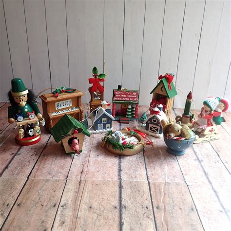 Vintage Wooden Christmas Ornaments Set Of 12 Wood Ornaments Mix And