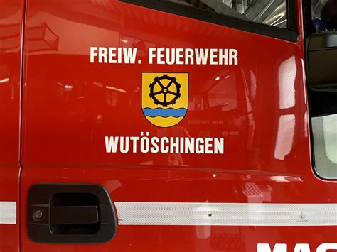 Besuch Der Klasse 4b Bei Der Feuerwehr Auwiesenschule