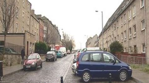 Man S Body Found In Leith Tenement Stairwell Bbc News