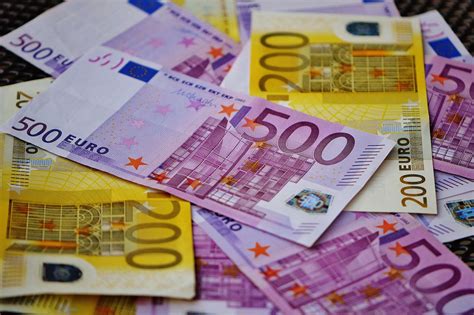 Prestiti Veloci Di Euro Come E A Chi Richiederli Offerte E