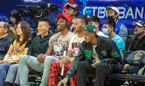 T1／「魔獸」霍華德 Dwight Howard 表示想跟阿巴西、曾文鼎等人聯手，還盛讚胖老爹超好吃！ Juksy 街星