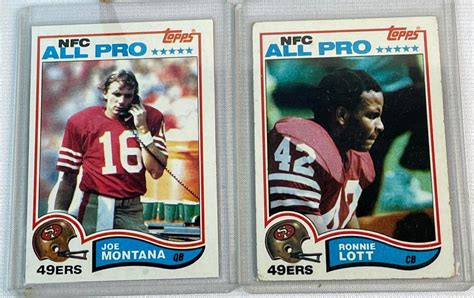 Lot 1982 Topps Football Complete Set Lawrence Taylor Ronnie Lott