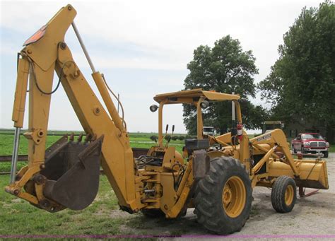 John Deere 400 Backhoe In Hardin MO Item Z9178 Sold Purple Wave