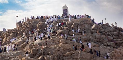 The Day Of Promises Arafat And Its Spiritual Importance