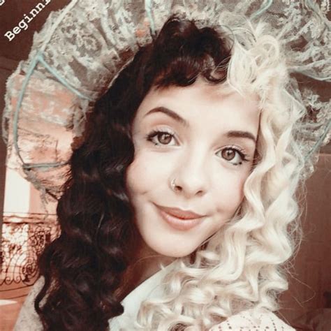 Lockscreens Icons Melanie Martinez Icons Like Or Reblog If You Save