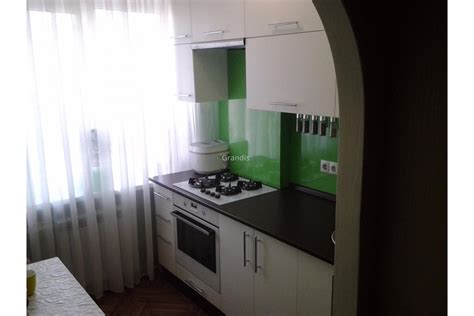 Газовая плита у окна в интерьере кухни (69 фото) - красивые картинки и ...