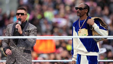 Snoop Dogg Saves Wrestlemania Does Peoples Elbow